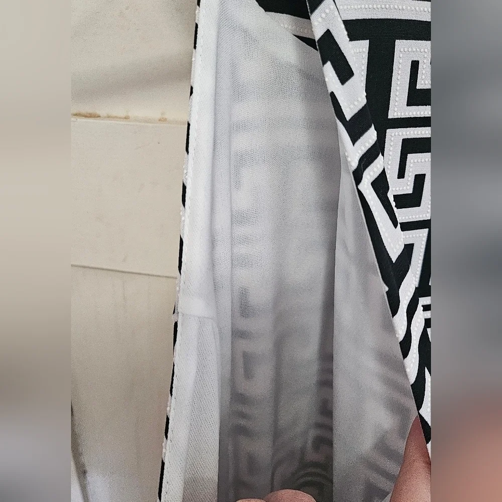 NWT Tiana B. Black and White Geometric Dress Sz 10